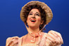 Dorabella singing